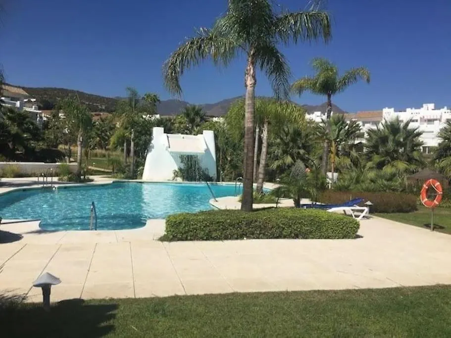 Modern Apt In Alcazaba Lagoon Estepona