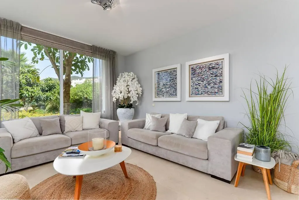 Modern Apt In Alcazaba Lagoon Estepona Apartment